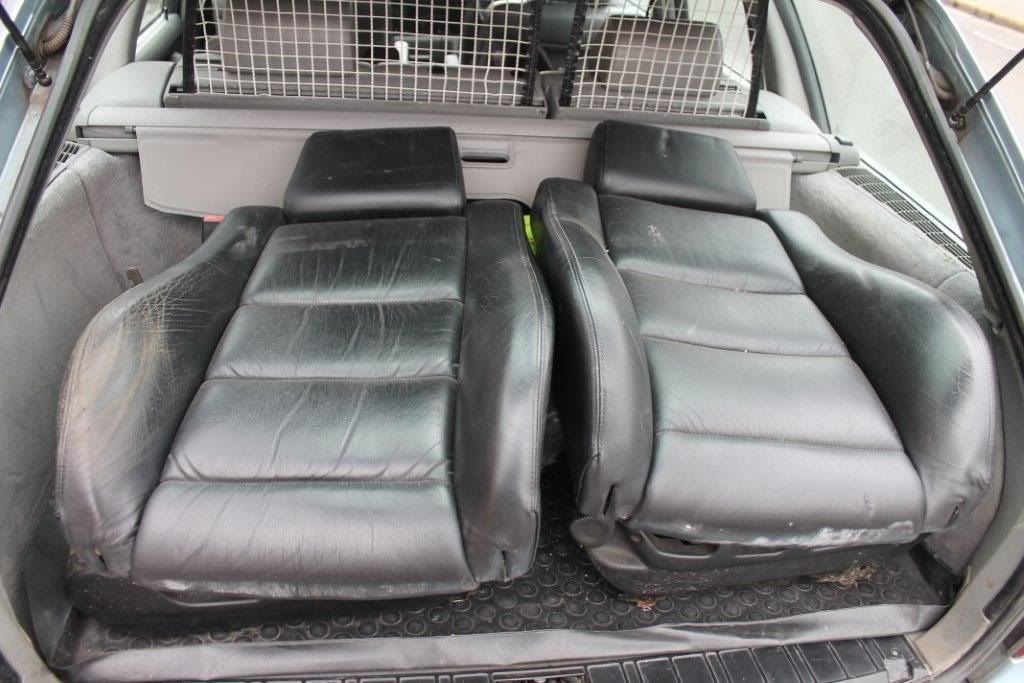 E34 Black Manual E34 Sport Seats 600